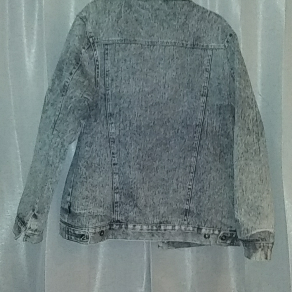 Denim jacket - Picture 3 of 3